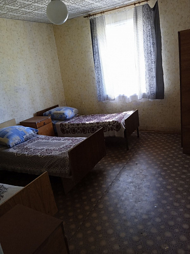 Летний домик с душем (8 человек)